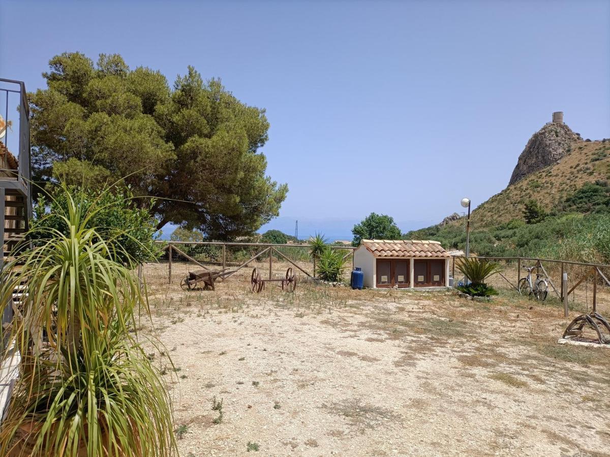 דירות סקופלו Casolare La Torre מראה חיצוני תמונה
