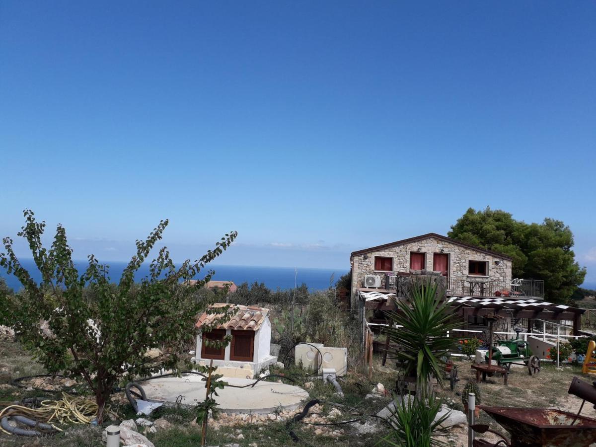 דירות סקופלו Casolare La Torre מראה חיצוני תמונה